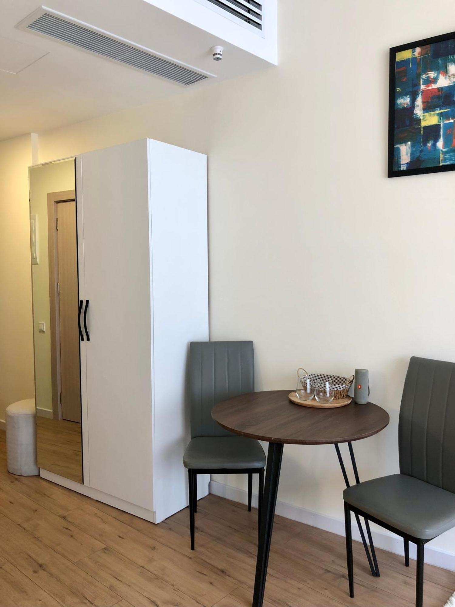 White Apartment Μπατούμι Εξωτερικό φωτογραφία
