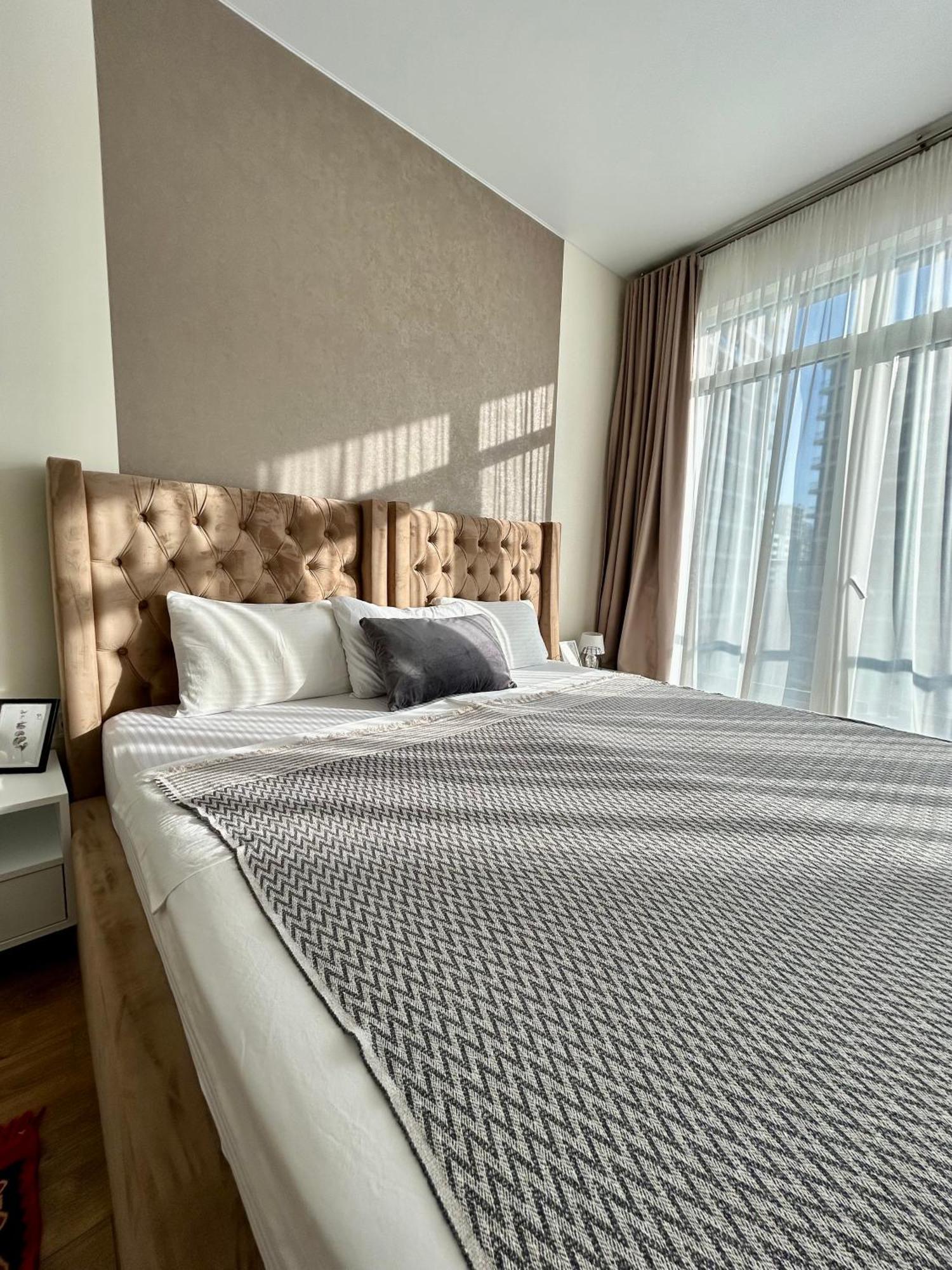 White Apartment Μπατούμι Εξωτερικό φωτογραφία